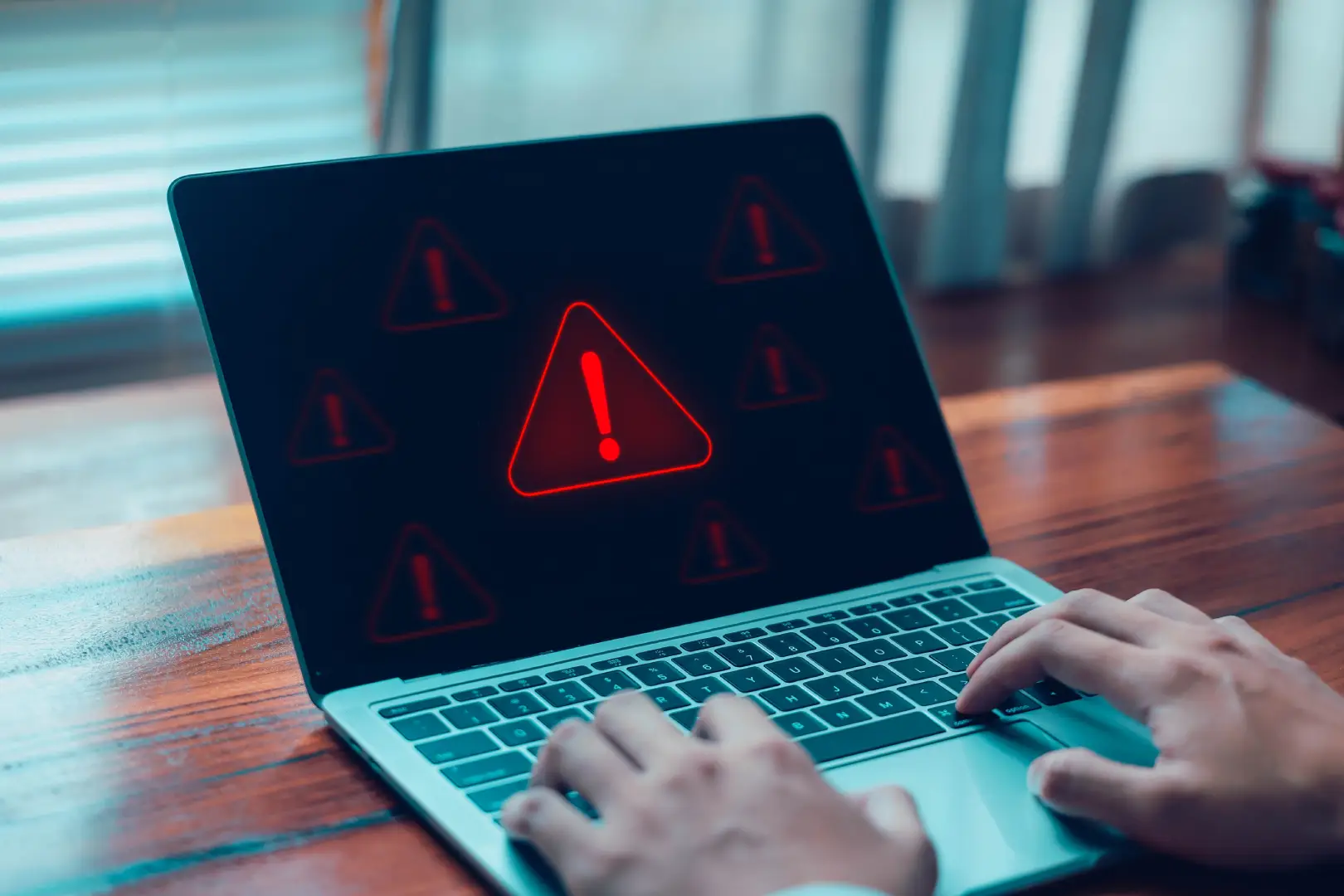 clickfix - Sinal de aviso de perigo para um ataque de hacker, falha do sistema de dados